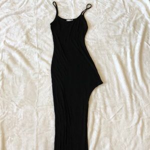 🖤Very sexy little black dress with high slit